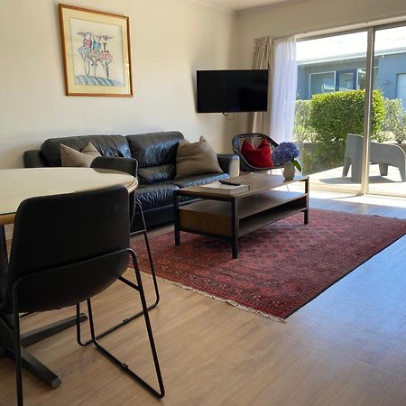 הוילה טאורנגה Styley On Briarley, Walk To Cbd And Hospital מראה חיצוני תמונה